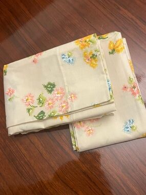 Springmaid cream Floral Vintage standard Pillow case